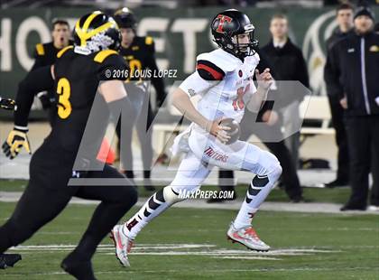 Thumbnail 3 in Del Oro vs. San Clemente (CIF State Division 1A Final) photogallery.