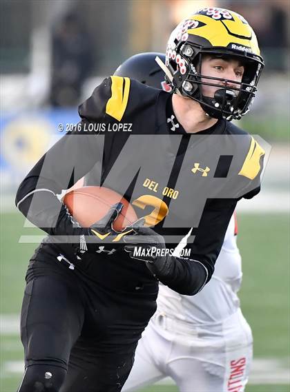 Thumbnail 1 in Del Oro vs. San Clemente (CIF State Division 1A Final) photogallery.