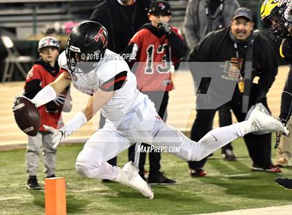 Thumbnail 3 in Del Oro vs. San Clemente (CIF State Division 1A Final) photogallery.