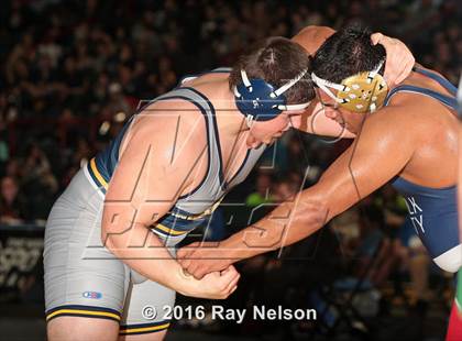 Thumbnail 3 in NYSPHSAA Championships (Division I Finals 145-285 Lbs) photogallery.