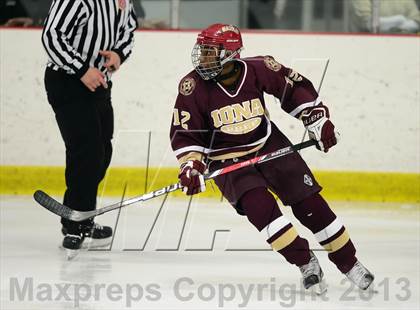 Thumbnail 3 in Iona Prep @ Notre Dame photogallery.