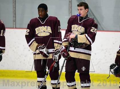 Thumbnail 2 in Iona Prep @ Notre Dame photogallery.