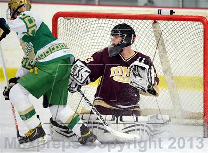 Thumbnail 2 in Iona Prep @ Notre Dame photogallery.
