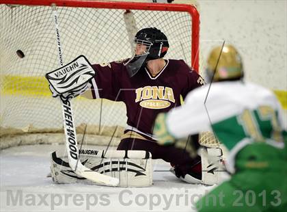 Thumbnail 3 in Iona Prep @ Notre Dame photogallery.