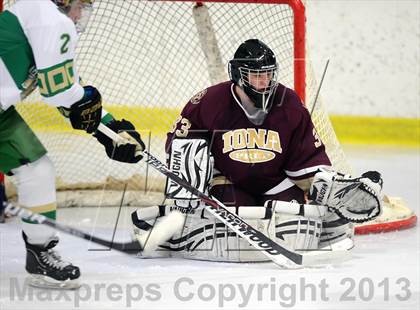 Thumbnail 2 in Iona Prep @ Notre Dame photogallery.