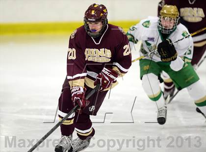 Thumbnail 3 in Iona Prep @ Notre Dame photogallery.