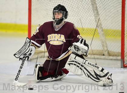 Thumbnail 3 in Iona Prep @ Notre Dame photogallery.