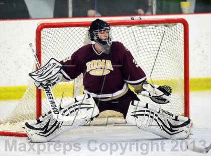 Thumbnail 3 in Iona Prep @ Notre Dame photogallery.
