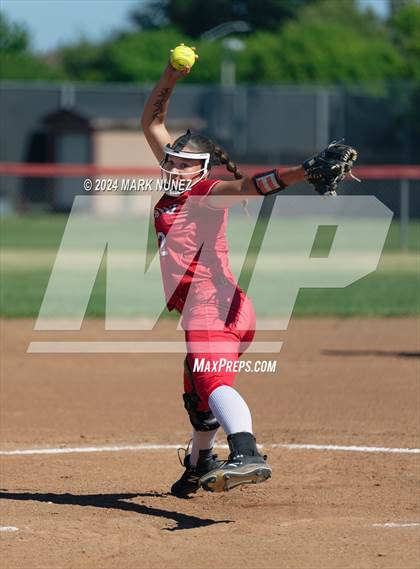 Thumbnail 3 in Lodi vs. Pleasant Grove (CIF SJS Division 1 Quarterfinal) photogallery.