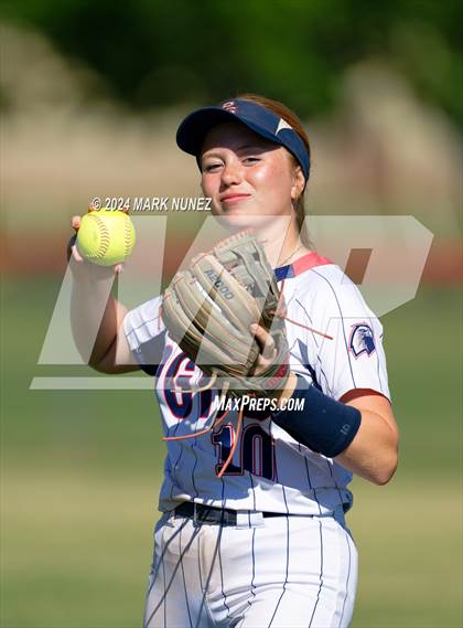 Thumbnail 2 in Lodi vs. Pleasant Grove (CIF SJS Division 1 Quarterfinal) photogallery.