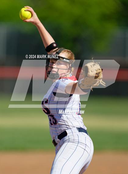 Thumbnail 3 in Lodi vs. Pleasant Grove (CIF SJS Division 1 Quarterfinal) photogallery.