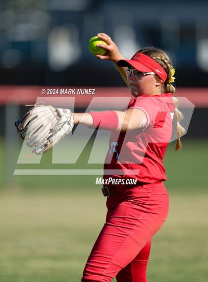 Thumbnail 2 in Lodi vs. Pleasant Grove (CIF SJS Division 1 Quarterfinal) photogallery.