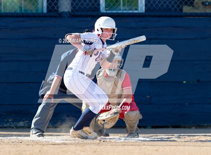 Thumbnail 3 in Lodi vs. Pleasant Grove (CIF SJS Division 1 Quarterfinal) photogallery.