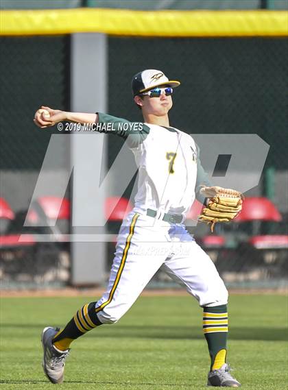 Thumbnail 2 in Newport Central Catholic vs Archbishop McNicholas (Futures Showcase) photogallery.