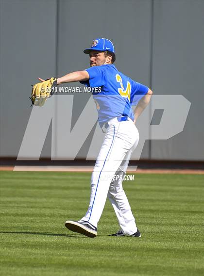 Thumbnail 3 in Newport Central Catholic vs Archbishop McNicholas (Futures Showcase) photogallery.