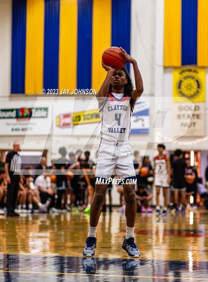 Thumbnail 2 in San Ramon Valley vs. Clayton Valley Charter (Gridley Invitational) photogallery.