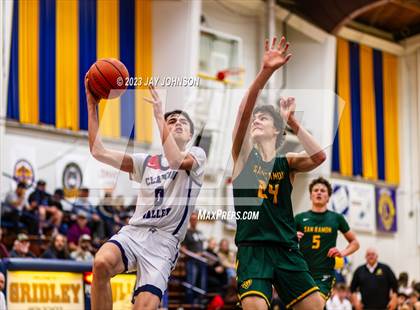 Thumbnail 1 in San Ramon Valley vs. Clayton Valley Charter (Gridley Invitational) photogallery.