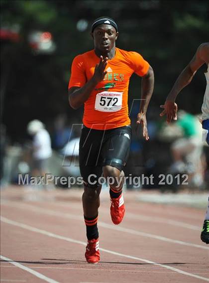 Thumbnail 2 in Georgia Coaches Invitational photogallery.