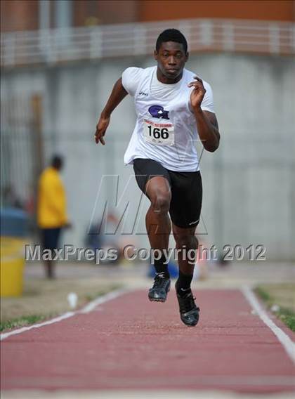 Thumbnail 3 in Georgia Coaches Invitational photogallery.