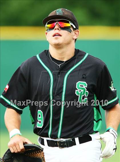 Thumbnail 2 in Marcus vs Carroll photogallery.