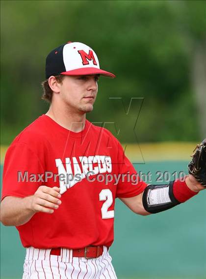 Thumbnail 1 in Marcus vs Carroll photogallery.