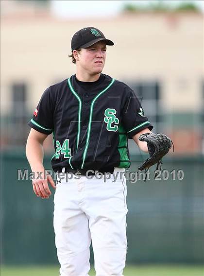 Thumbnail 2 in Marcus vs Carroll photogallery.