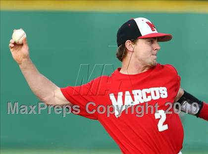 Thumbnail 3 in Marcus vs Carroll photogallery.