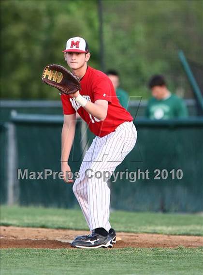 Thumbnail 1 in Marcus vs Carroll photogallery.
