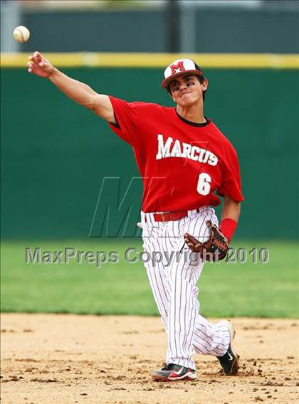 Thumbnail 2 in Marcus vs Carroll photogallery.