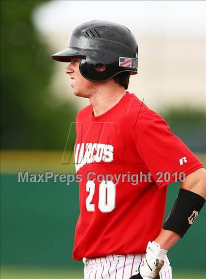 Thumbnail 1 in Marcus vs Carroll photogallery.