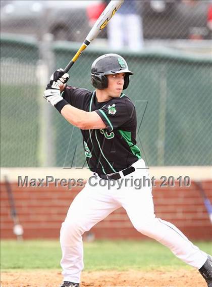 Thumbnail 2 in Marcus vs Carroll photogallery.