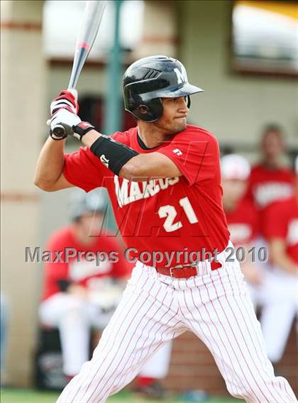 Thumbnail 1 in Marcus vs Carroll photogallery.