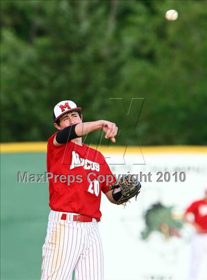 Thumbnail 2 in Marcus vs Carroll photogallery.