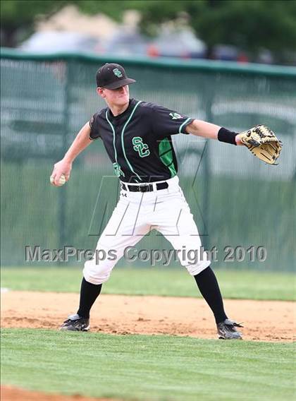 Thumbnail 2 in Marcus vs Carroll photogallery.