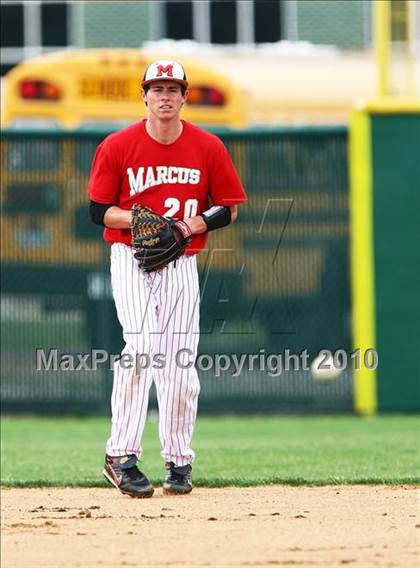Thumbnail 2 in Marcus vs Carroll photogallery.