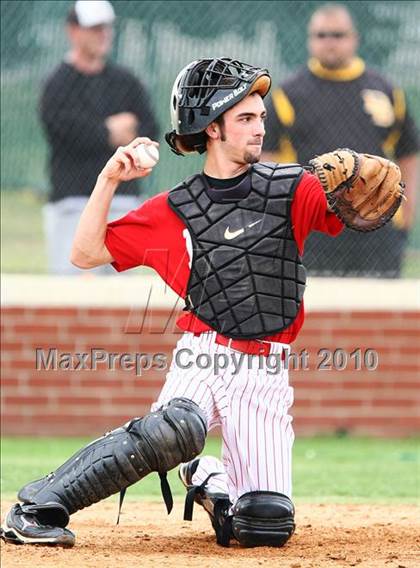 Thumbnail 2 in Marcus vs Carroll photogallery.