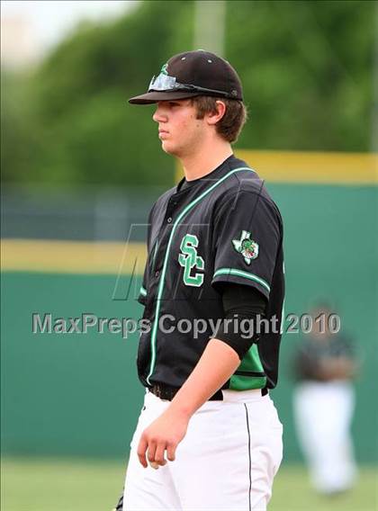 Thumbnail 1 in Marcus vs Carroll photogallery.