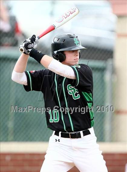 Thumbnail 1 in Marcus vs Carroll photogallery.