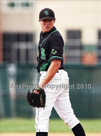 Thumbnail 2 in Marcus vs Carroll photogallery.