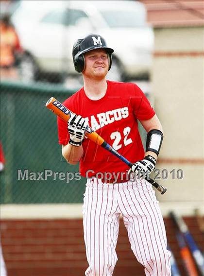 Thumbnail 1 in Marcus vs Carroll photogallery.