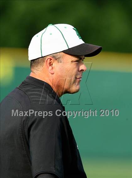 Thumbnail 1 in Marcus vs Carroll photogallery.