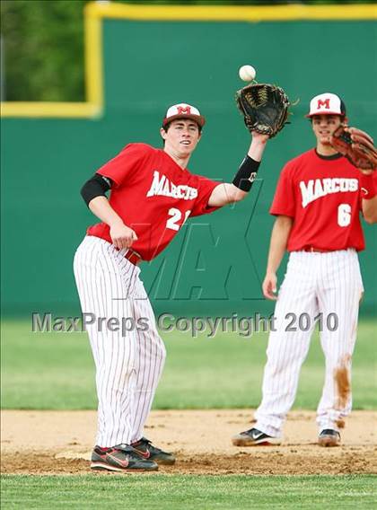 Thumbnail 1 in Marcus vs Carroll photogallery.