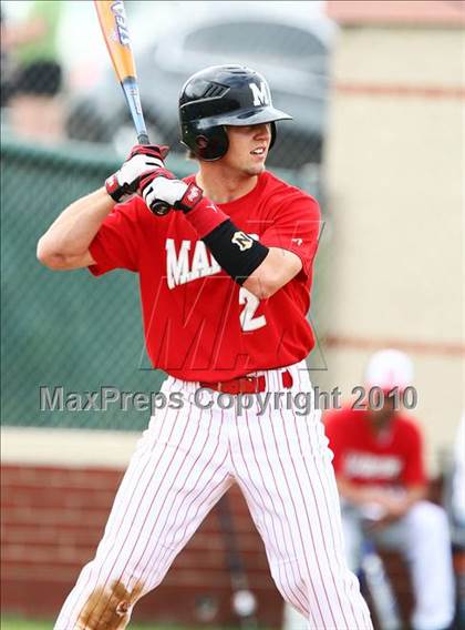 Thumbnail 2 in Marcus vs Carroll photogallery.