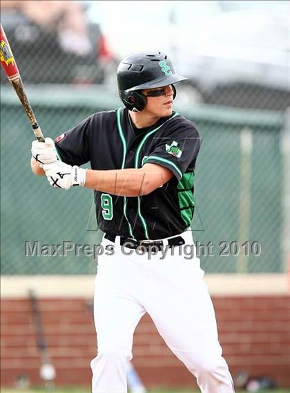 Thumbnail 1 in Marcus vs Carroll photogallery.