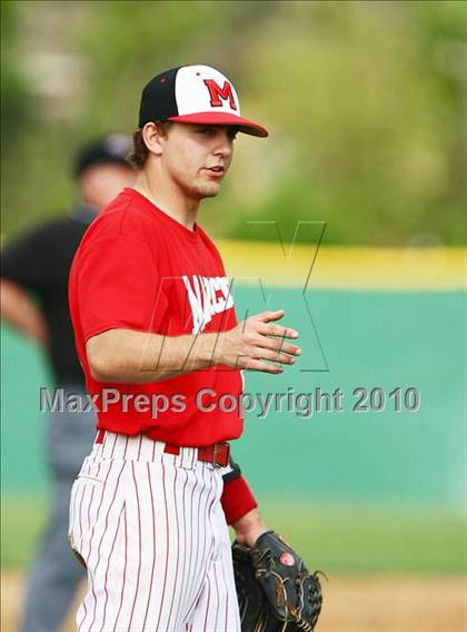 Thumbnail 1 in Marcus vs Carroll photogallery.