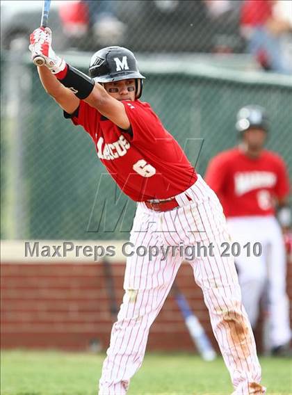 Thumbnail 1 in Marcus vs Carroll photogallery.