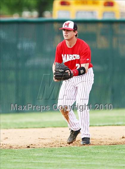 Thumbnail 2 in Marcus vs Carroll photogallery.