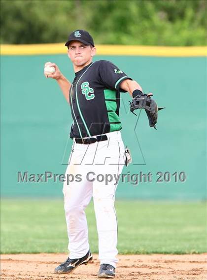 Thumbnail 2 in Marcus vs Carroll photogallery.
