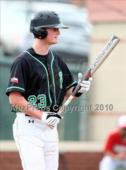 Thumbnail 1 in Marcus vs Carroll photogallery.