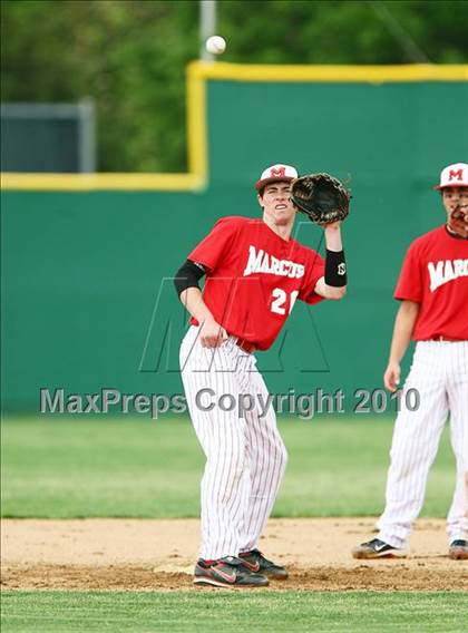 Thumbnail 3 in Marcus vs Carroll photogallery.